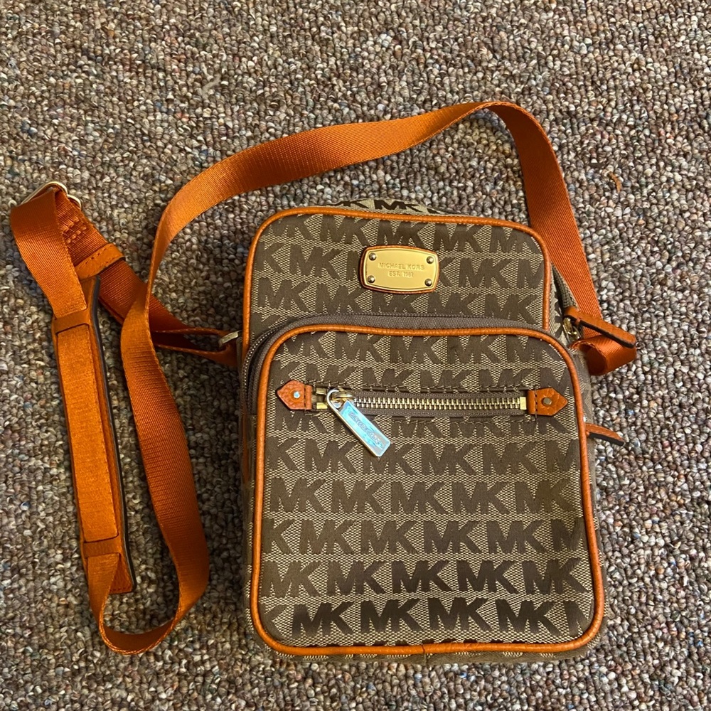 Michael Kors purse